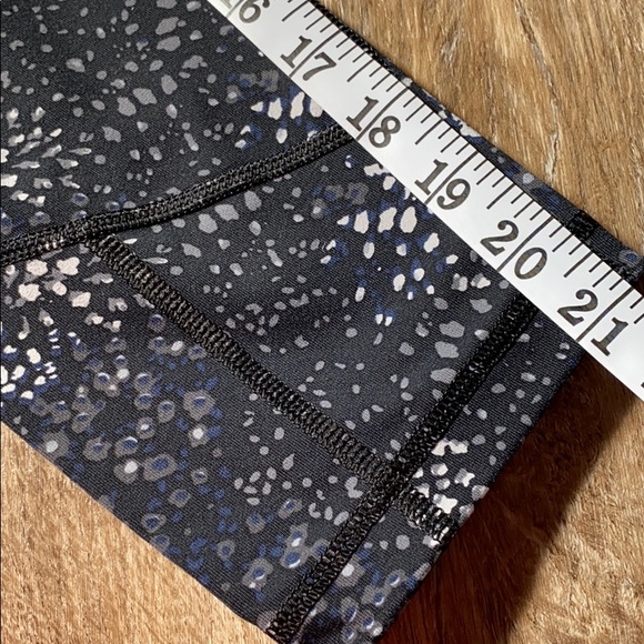 Victoria Secret KNOCKOUT Leggings - Picture 7 of 7